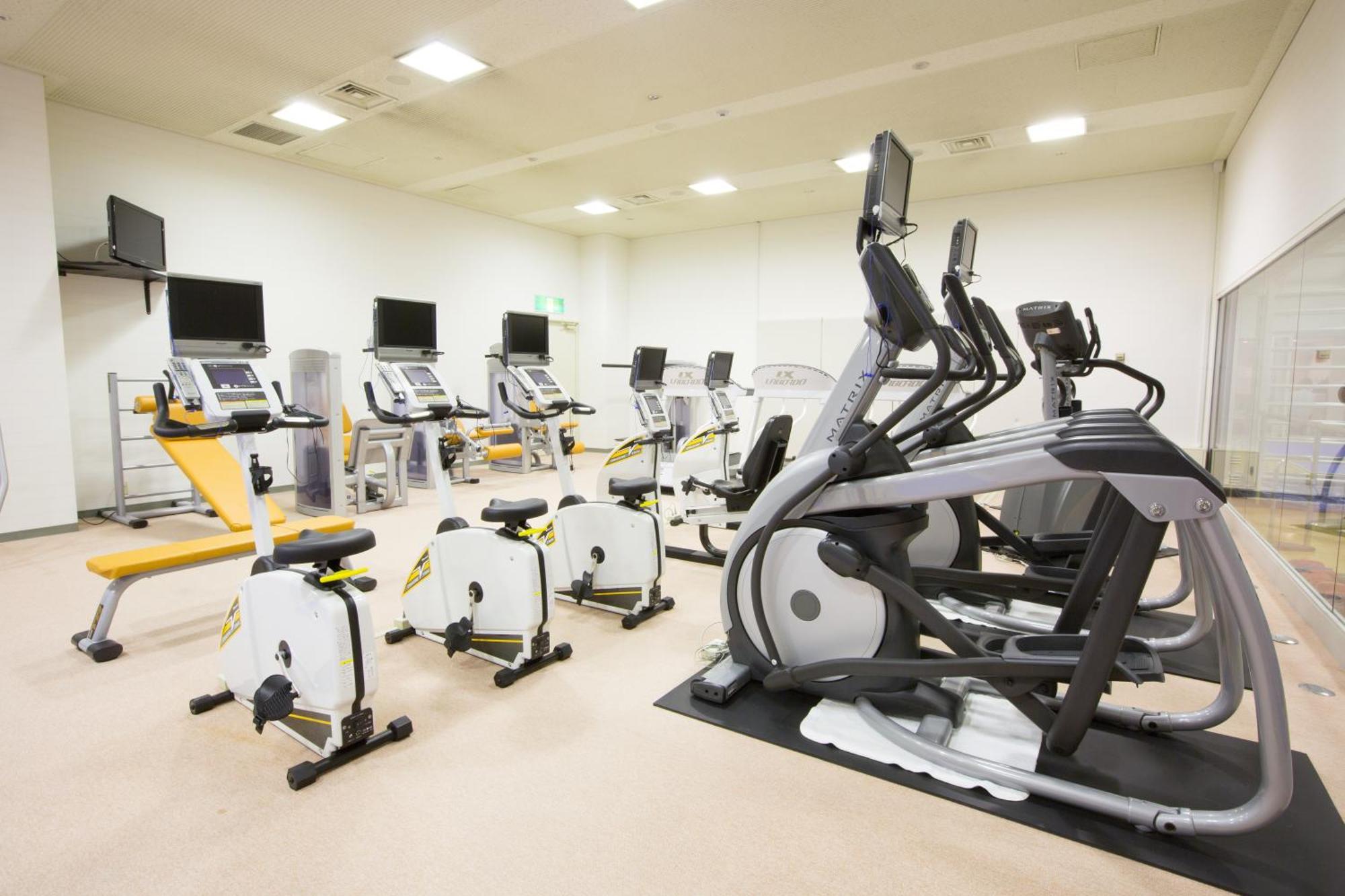 Hotel New Otani Osaca Exterior foto A typical gym
